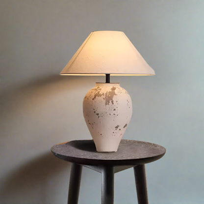 Lampă Confecționată Manual din Ceramică